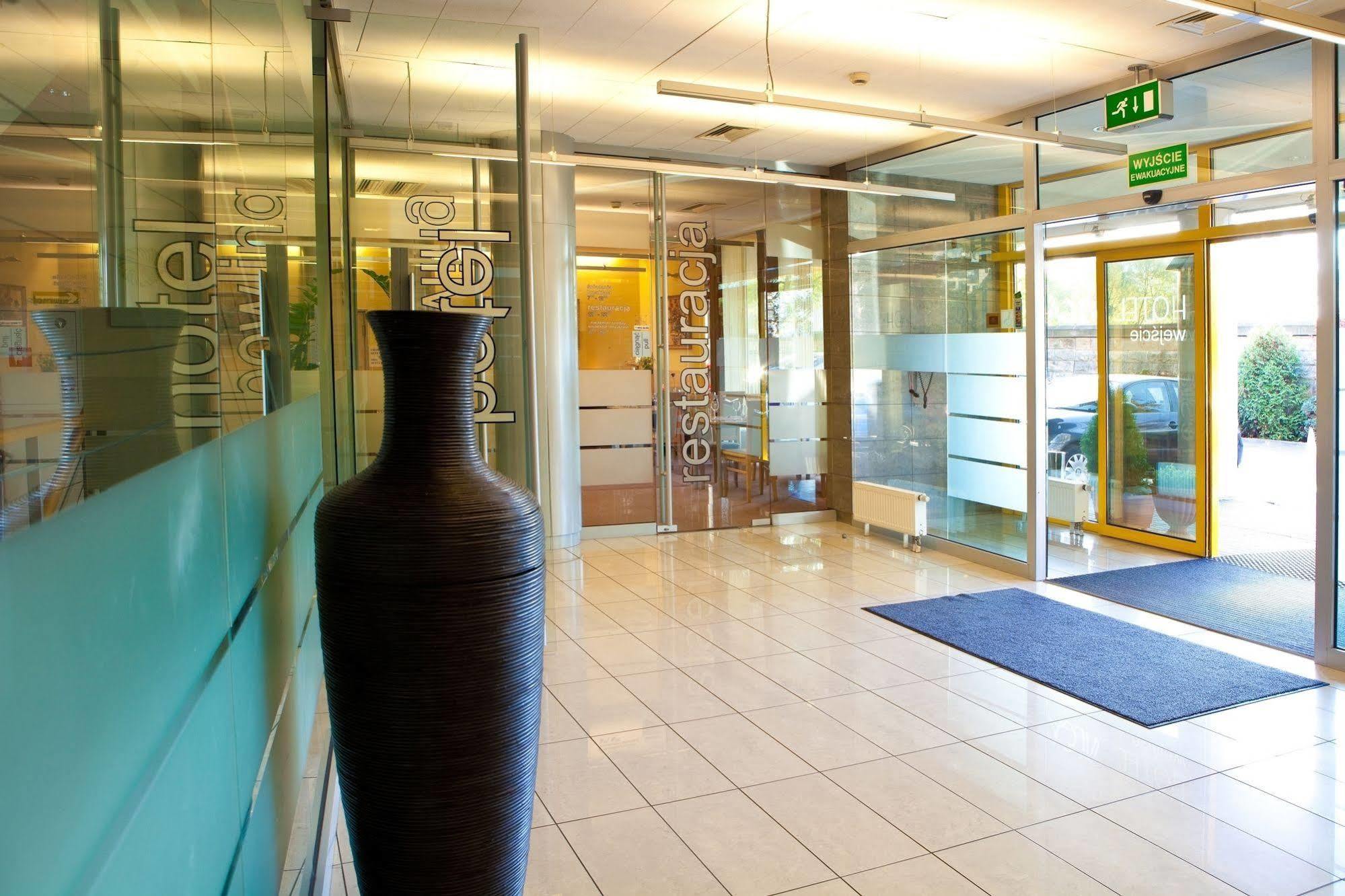 Hotel Wilga Krasków Εξωτερικό φωτογραφία