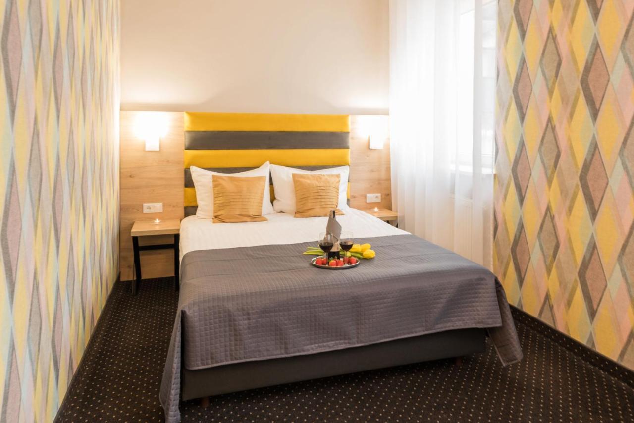 Hotel Wilga Krasków Εξωτερικό φωτογραφία
